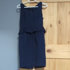 Club Monaco dress with cute detail, almost new worn once